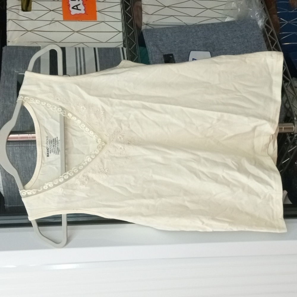 Women's cami top size medium